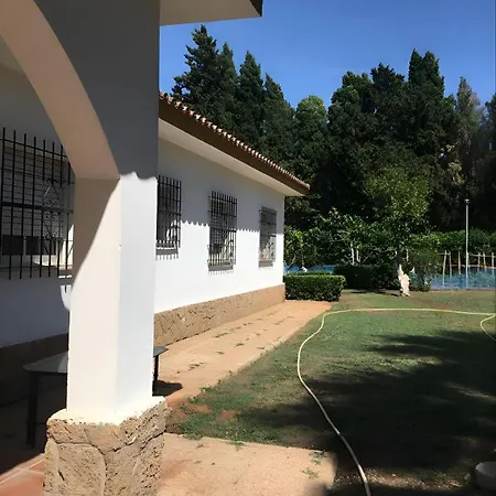 Holiday home Chalet Con Piscina Privada Y Barbacoa Jerez de la Frontera
